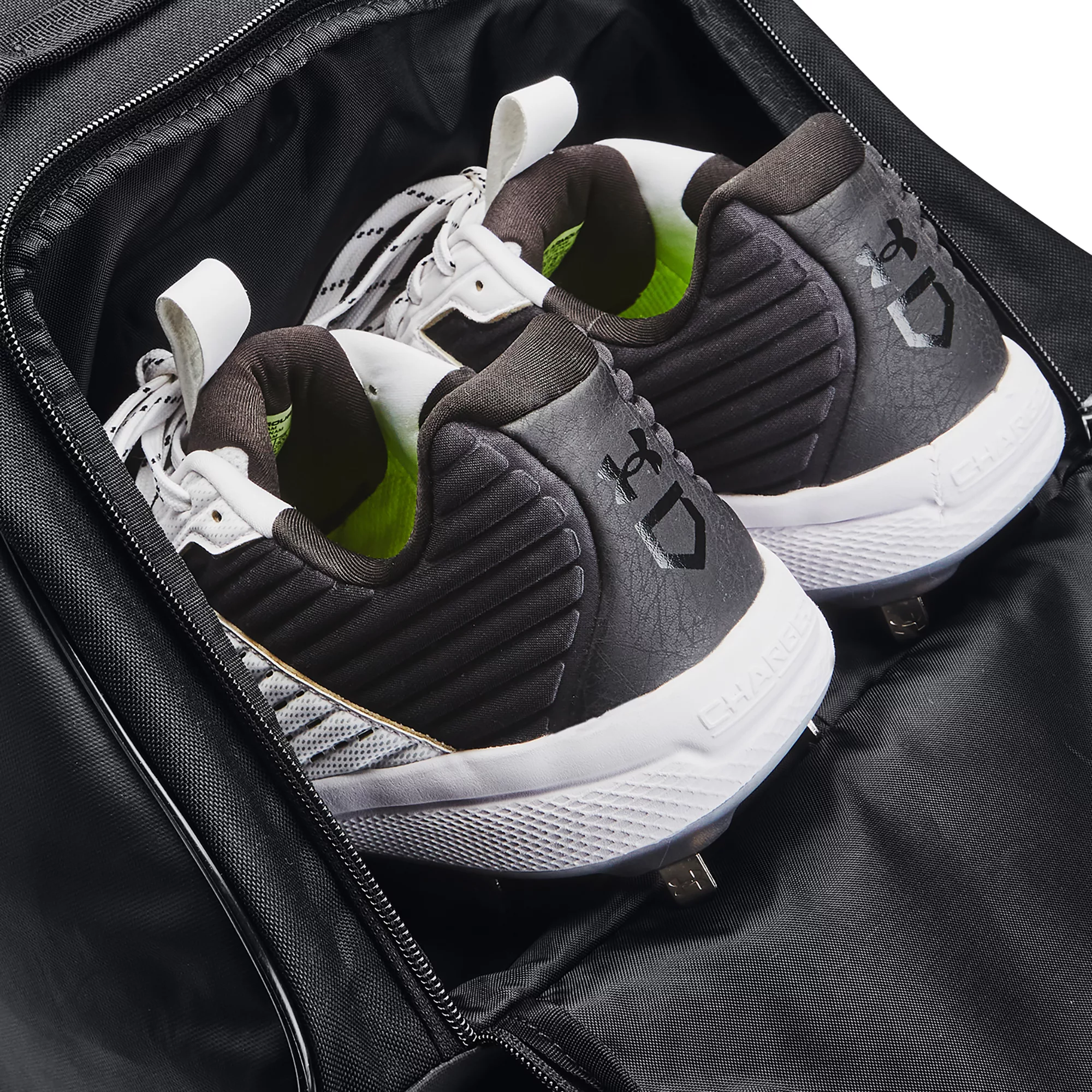 Under Armour Wheeled Baseball/Softball Bag 8 Under Armour Wheeled Baseball/Softball Bag - Image 6