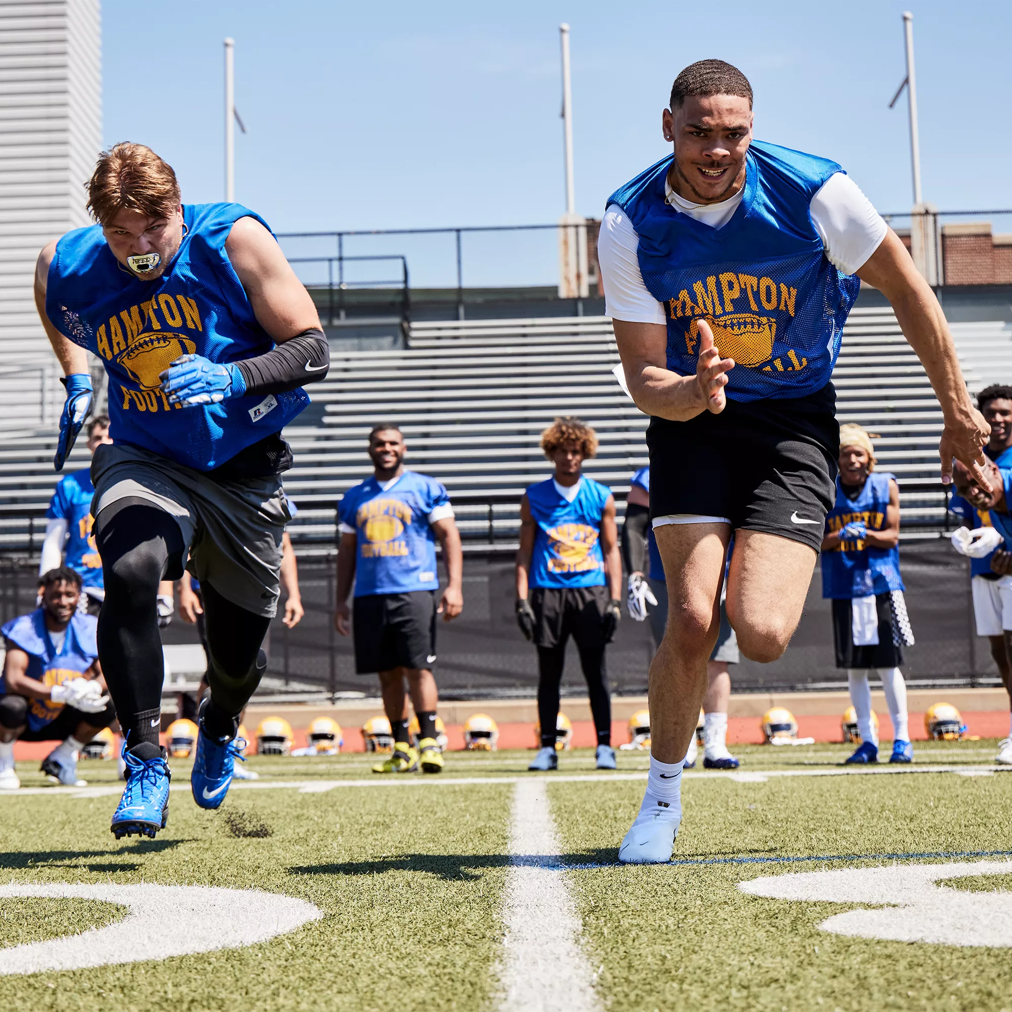 Nike Pro Adult Dri-FIT 4.0 Shivers 6 Nike Pro Adult Dri-FIT 4.0 Shivers - Image 4