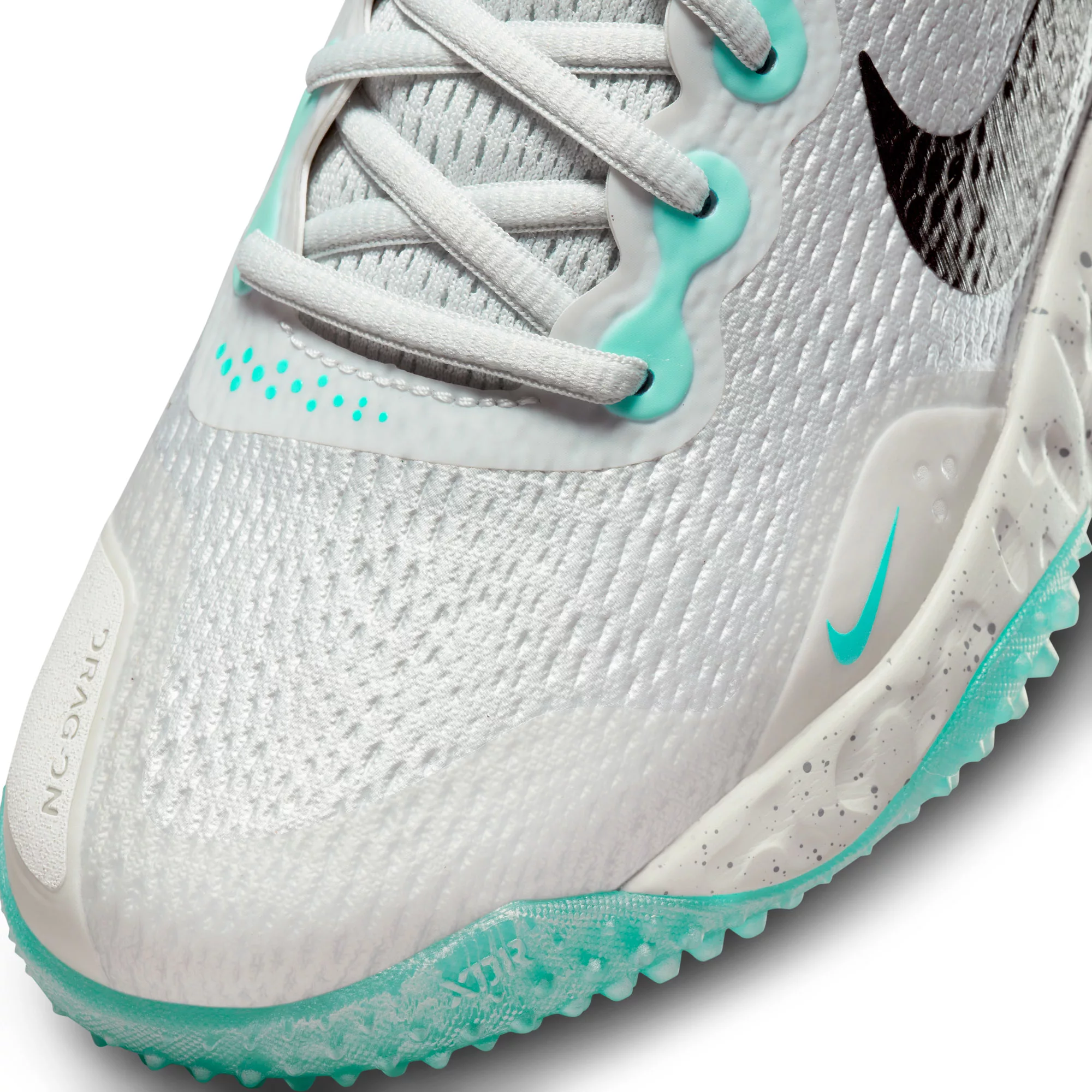 Nike Women's Alpha Huarache Elite 3 Turf Softball Shoes 8 Nike Women's Alpha Huarache Elite 3 Turf Softball Shoes - Image 6