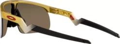 Oakley Youth Patrick Mahomes II Signature Series Resistor Sunglasses -DUCK Sporting Goods OJ9010 0823 Gold BCKL alt1