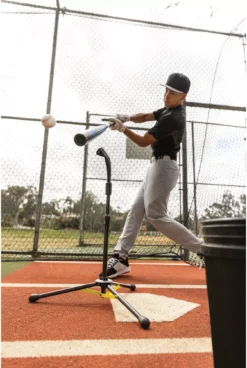 SKLZ Travel Batting Tee Elite -DUCK Sporting Goods SKLZ 94972 TravelTeeElite Lifestyle3