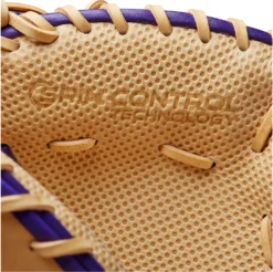 Wilson 34'' Aubree Munro A2000 SuperSkin Series Fastpitch Catcher's Mitt 2023 -DUCK Sporting Goods WBW10101834 NOCOLOR DET